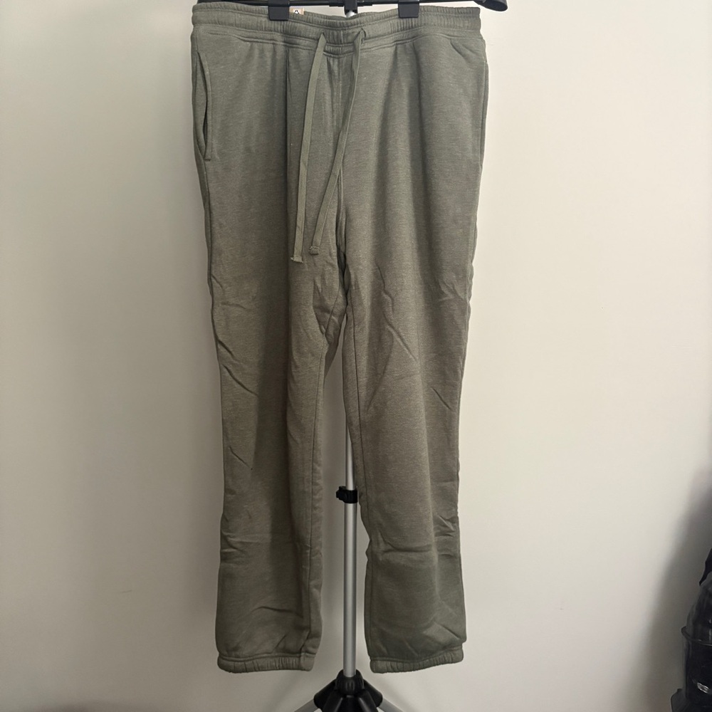 Eddie Bauer Men's Olive Joggers